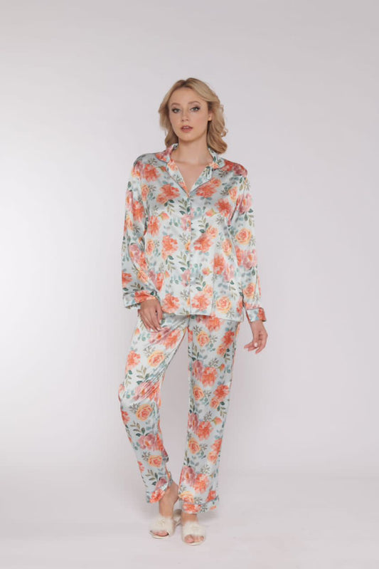 Pyjama en satin fleuri